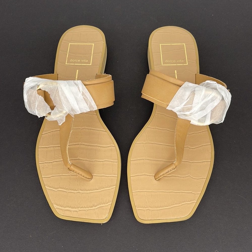 Dolce Vita Women's Ilene Thong Sandal Size: 6.5M - Picture 2 of 5